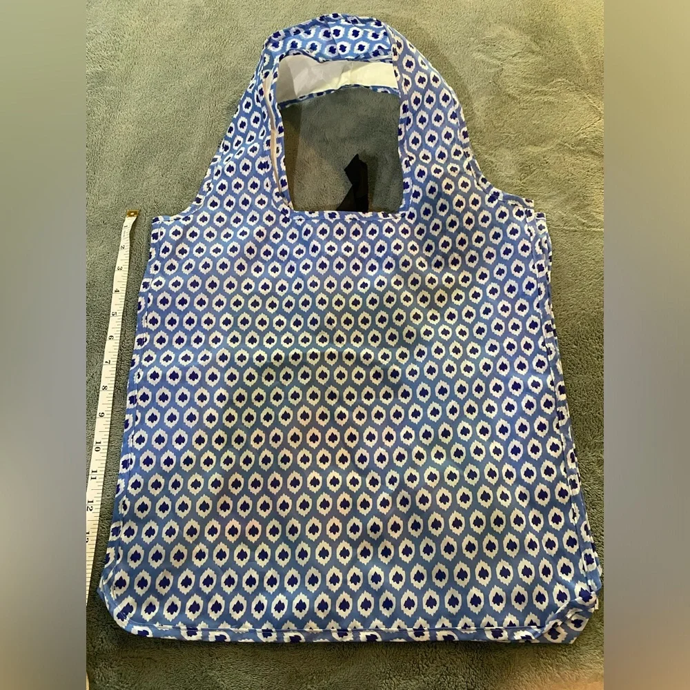 Honey bee on flower substantial sholder bag grocery or shopping bag NEW